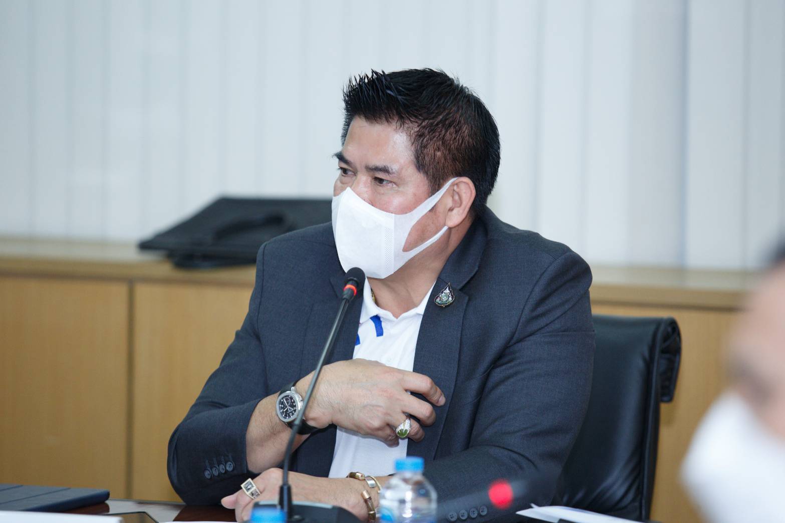 "บิ๊กน้อย-ธรรมนัส" สั่งระดมส.ส.พรรคเศรษฐกิจไทย ลุยลงพื้นที่รับฟังปัญหาเดือดร้อนชาวบ้านในภาวะราคาสินค้า-น้ำมันแพง