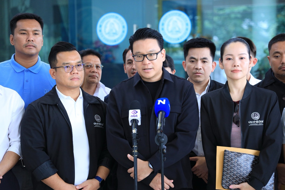 ปชป. พร้อมรบ! "สกลธี" ดีเดย์ 16 พ.ค. เปิดตัวผู้สมัครผู้ว่าฯ กทม. ชูนโยบายโปรเจกต์ยักษ์เปลี่ยนเมือง มั่นใจสู้ "ชัชชาติ-ดร.โจ" ได้