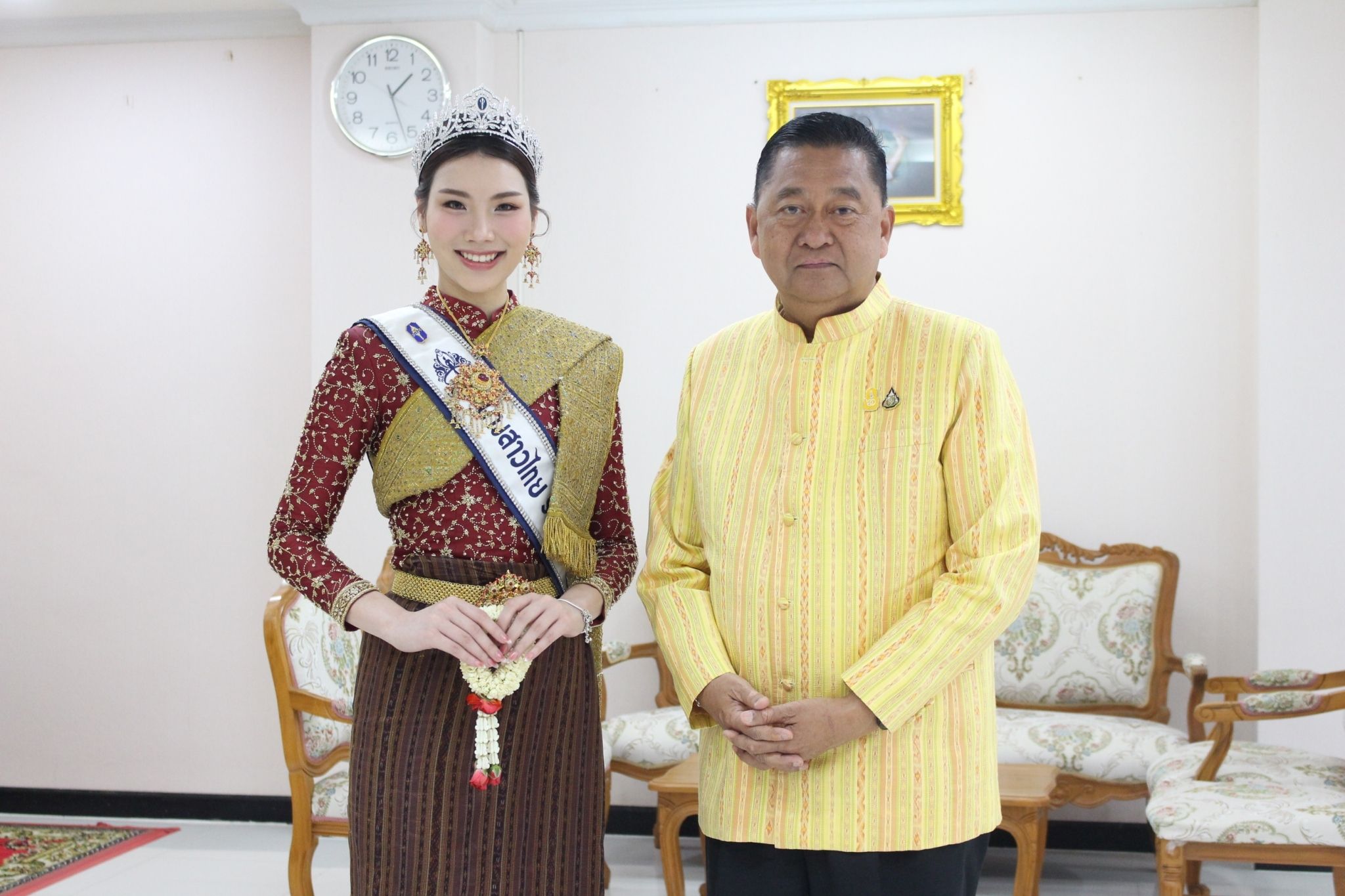 "แพร วริษฐา" นางสาวไทย พบผู้ว่าฯร้อยเอ็ด พร้อมปฏิบัติหน้าที่ช่วยเหลือสังคม-ปชส.การท่องเที่ยว