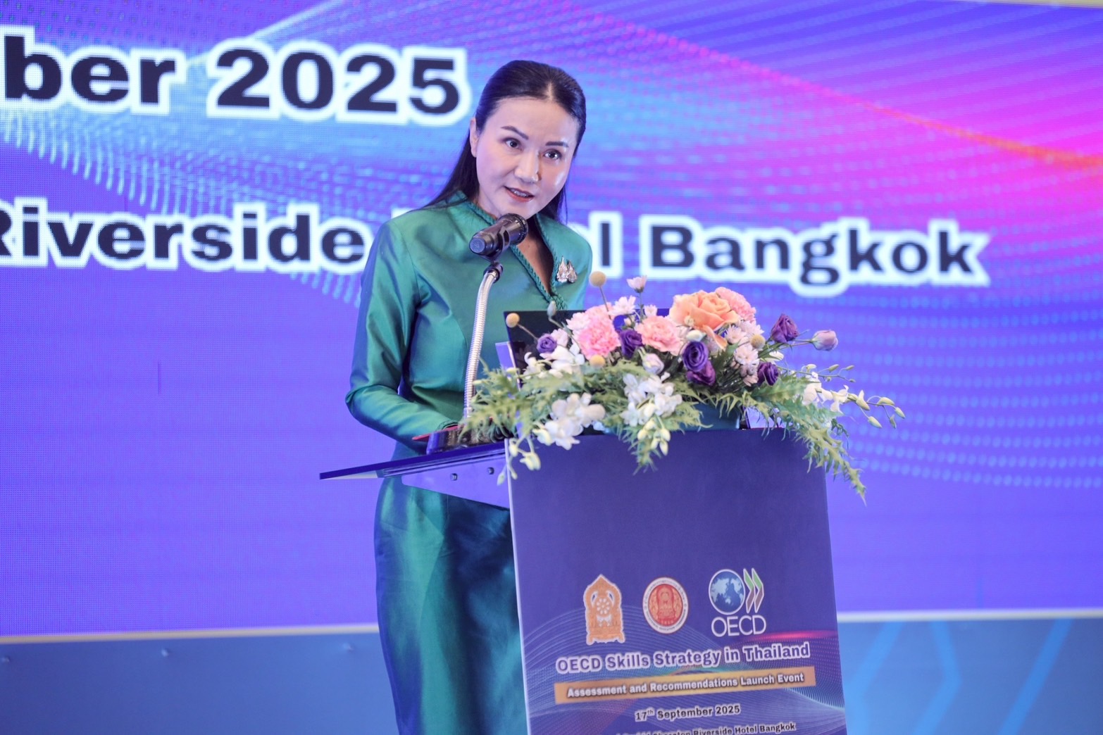 “รมว.นฤมล” นำ ศธ.ร่วมมือ OECD สร้างแรงงานคุณภาพ ขับเคลื่อนเศรษฐกิจ BCG พร้อมเป็นต้นแบบมาตรฐานอาเซียน