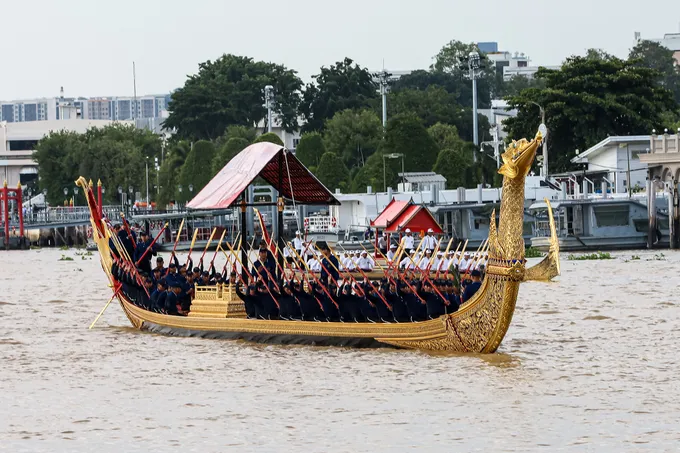 ประมวลภาพ “นายกฯ” ติดตามการซักซ้อมขบวนพยุหยาตราทางชลมารค เตรียมความพร้อมสำหรับพระราชพิธีทรงบำเพ็ญพระราชกุศลถวายผ้าพระกฐิน และพระราชพิธีมหามงคลเฉลิมพระชนมพรรษา 4 รอบ สมเด็จพระนางเจ้าฯ พระบรมราชินี