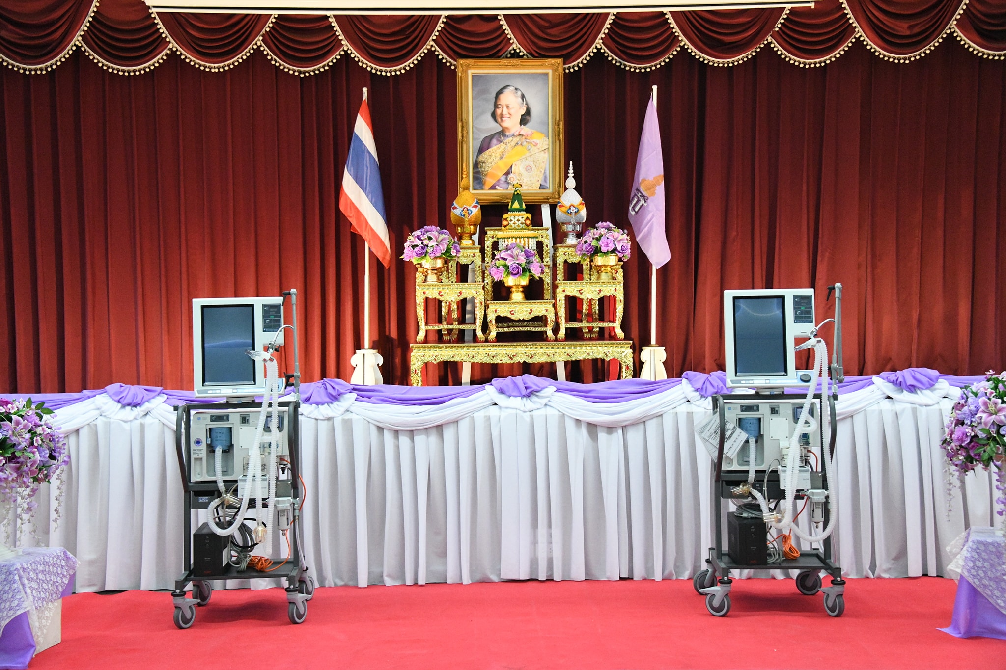 กรมสมเด็จพระเทพฯพระราชทานเครื่องช่วยหายใจและ ระบบแลกเปลี่ยนอากาศแรงดันลบแบบสมบูรณ์'แก่โรงพยาบาลสงขลา