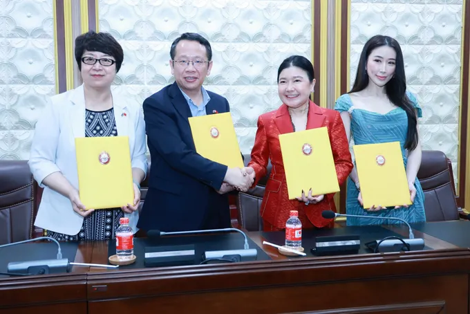 “มกธ.-รร.สาธิตกรุงเทพธนบุรี”จับมือ “Beijing University” ร่วมกันพัฒนาศักยภาพทางด้านวิชาการ