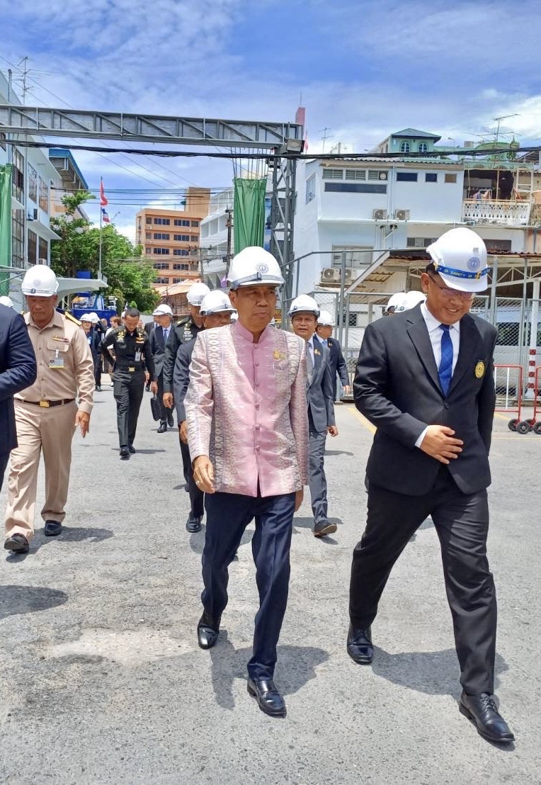 “สุทิน“ ยก  ”อู่กรุงเทพ“ รัฐวิสาหกิจ กห. แถวหน้า อุตสาหกรรมป้องกันประเทศ  ต่อเรือใหญ่ "รล.กระบี่-รล.ประจวบฯ"