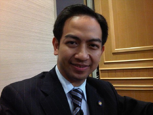 "ปองพล-ปรพล อดิเรกสาร"เรียกร้องทุกฝ่ายเคารพกฎหมาย