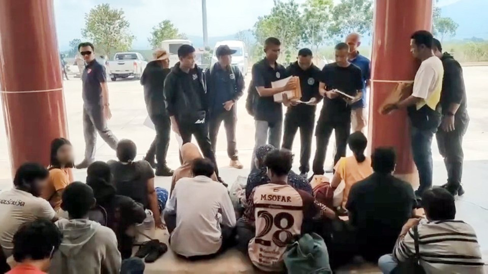 ตำรวจ ภ.9-ภ.3 เปิดปฏิบัติการล่าข้ามถิ่น รวบ 27 ผู้ต้องหาคดีโกงออนไลน์-ฉ้อโกง