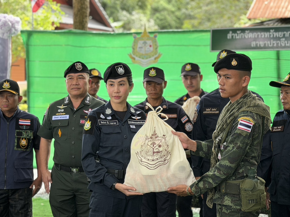"ทส." ไม่ทิ้ง! "ตั๊น จิตภัสร์" บุก "สระแก้ว" ประชิดชายแดน หลังทหารไทยขาขาดรายที่ 7 ให้กำลังใจทัพหน้า ปกป้องป่า-อธิปไตย