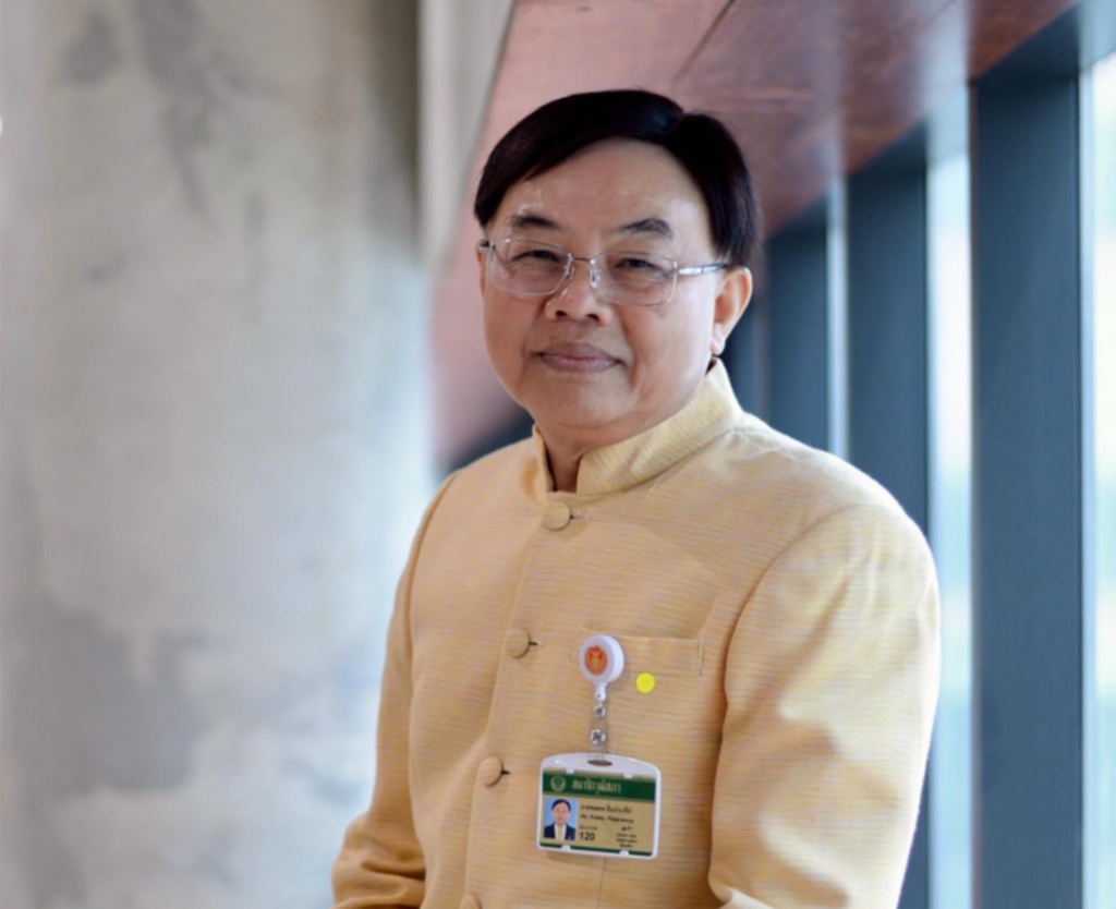 "หมอพลเดช"ขออภัยยอมรับสื่อสารผิดพลาด ยันกมธ.​ปรับร่างกม.ประชามติเสร็จตามเวลาแน่