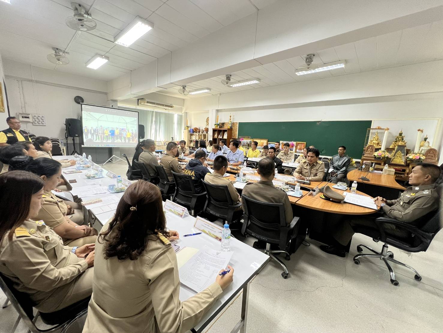 อยุธยา อบต.รางจรเข้ บูรณาการเปิดศูนย์ปฏิบัติการป้องกันและแก้ไขปัญหายาเสพติด สนองนโยบายรัฐบาลเป็นแห่งแรก