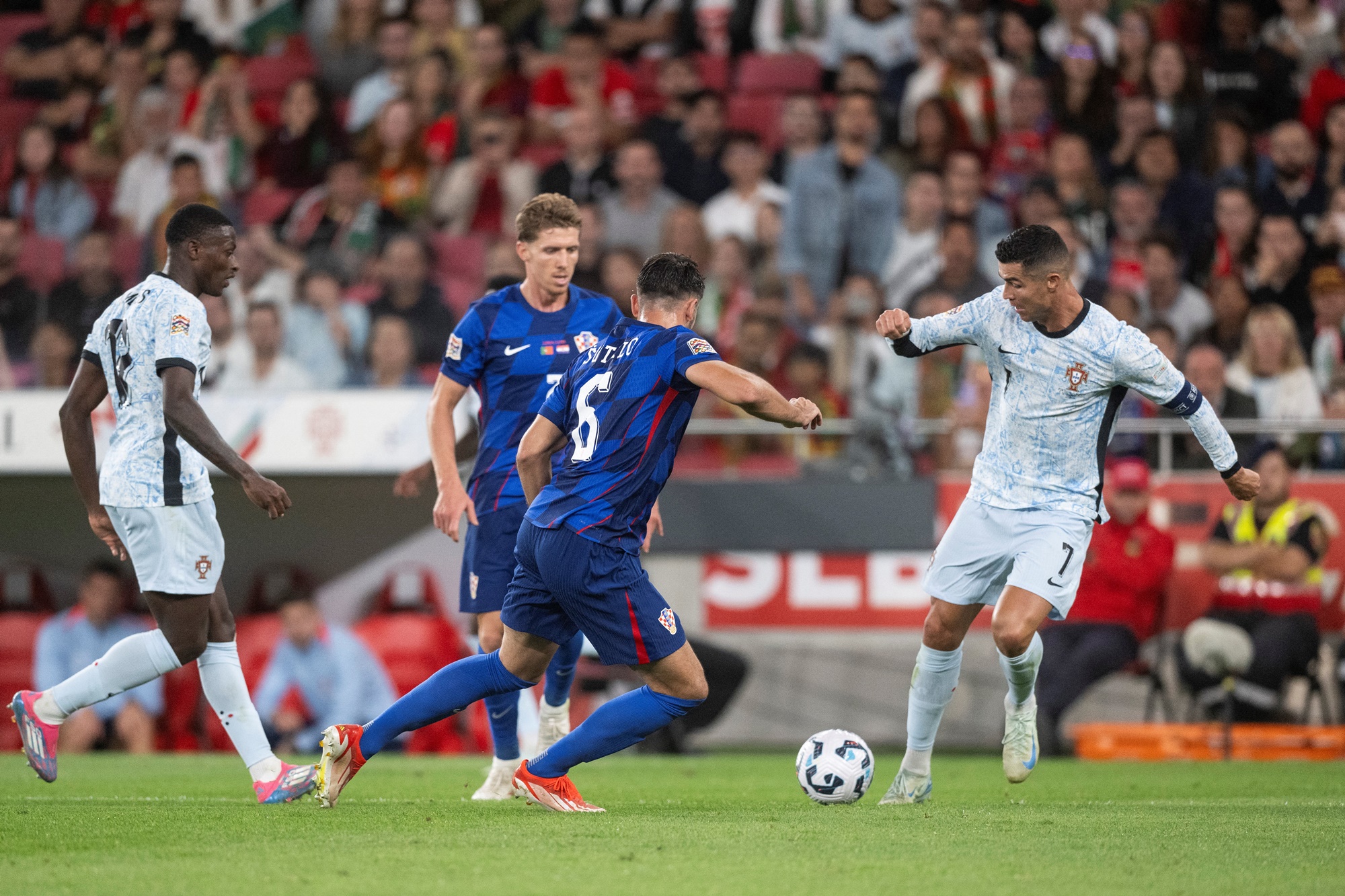 "โปรตุเกส" เฉือนชนะ "โครเอเชีย" 2-1 ศึกยูฟ่า เนชั่นส์ ลีก 