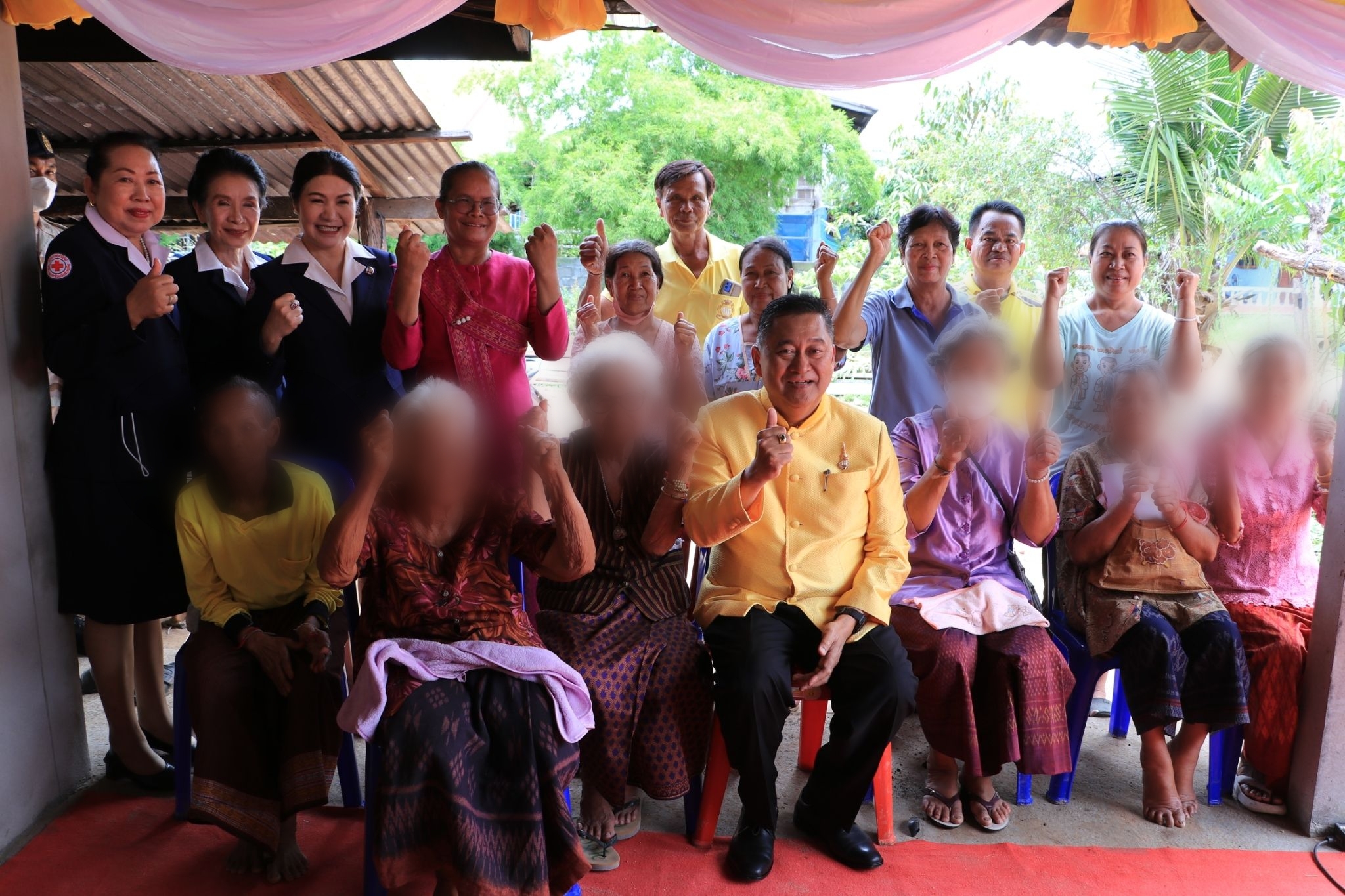 ร้อยเอ็ด มอบบ้านเพื่อผู้ยากไร้ ถวายเป็นพระราชกุศล