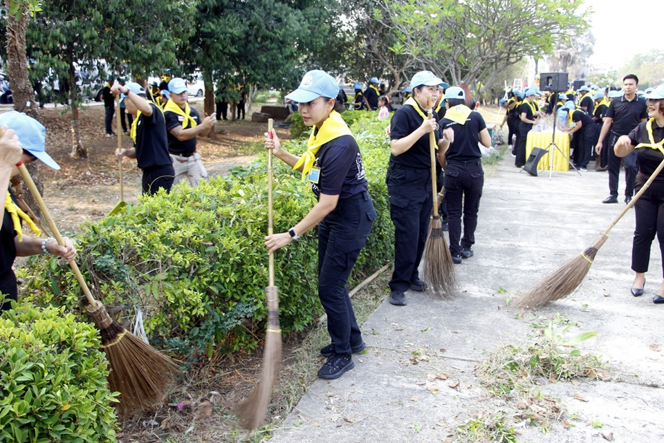 เพชรบูรณ์จัดกิจกรรมจิตอาสา "วันจักรี" บำเพ็ญสาธารณประโยชน์ น้อมรำลึกพระมหากรุณาธิคุณ