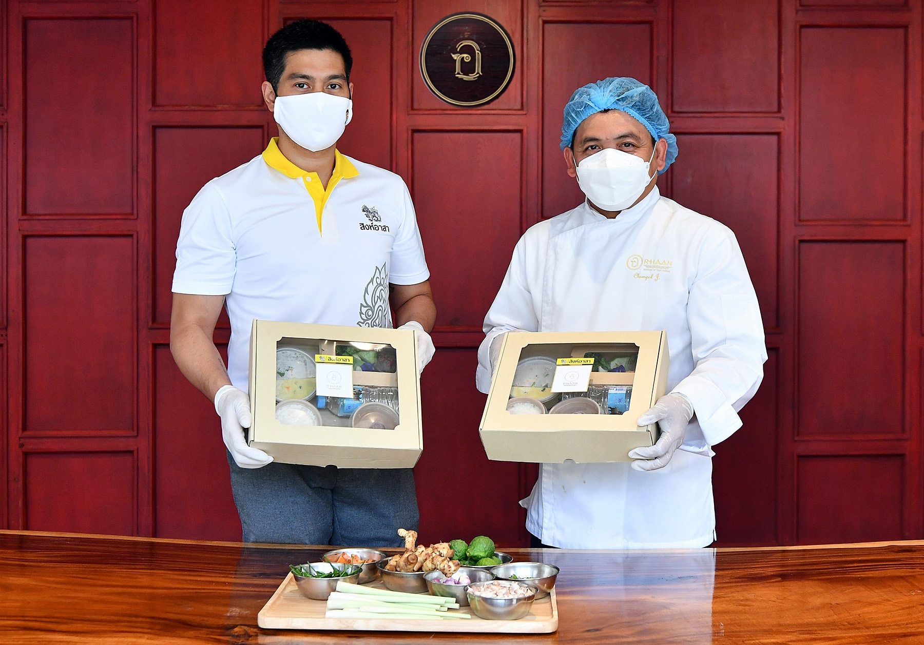 "ต๊อด-สิงห์อาสา" จัดเมนูพิเศษ เติมพลังบุคลากรทางการแพทย์ ในวันสถานการณ์โควิดคลาย