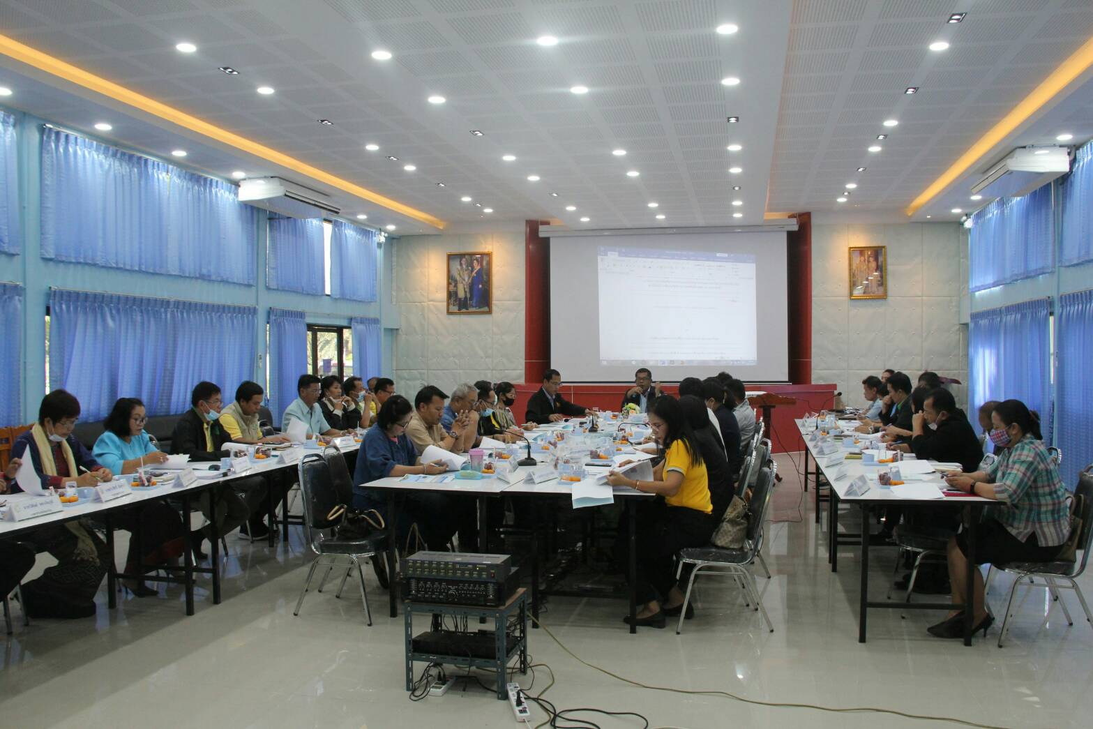เกษตรจังหวัดยโสธร ประชุมขับเคลื่อนนโยบายสำคัญและการแก้ไขปัญหาภาคเกษตรระดับจังหวัด