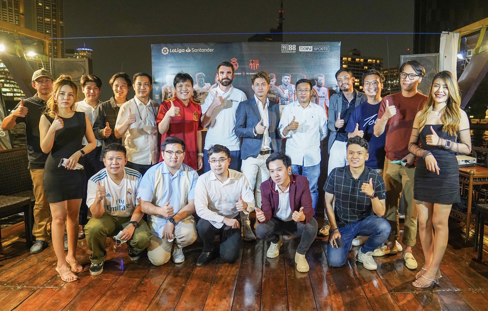 ล่องเรือคุยบอล! ลาลีกาไทยจัดงานโหมโรงศึกเอลกลาซิโก