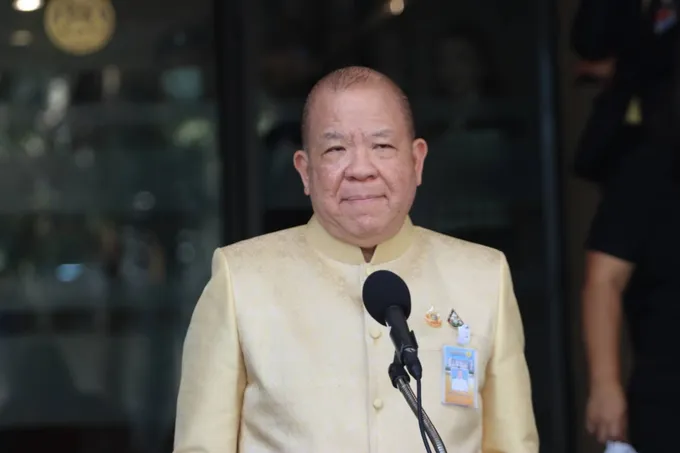 "พิชัย" สั่งการน้ำท่วมภาคใต้ สินค้าห้ามขาด-ห้ามแพง ขอความร่วมมือห้างเตรียมของอุปโภคบริโภคให้ครบ