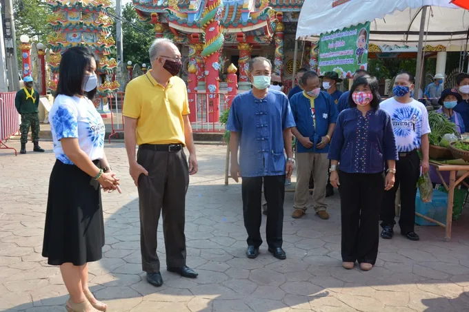 นายอำเภอวิเชียรบุรี-นายกเทศมนตรีตำบลพุเตย   ตรวจเยี่ยมโครงการร่วมใจสู้ภัยโควิด-19