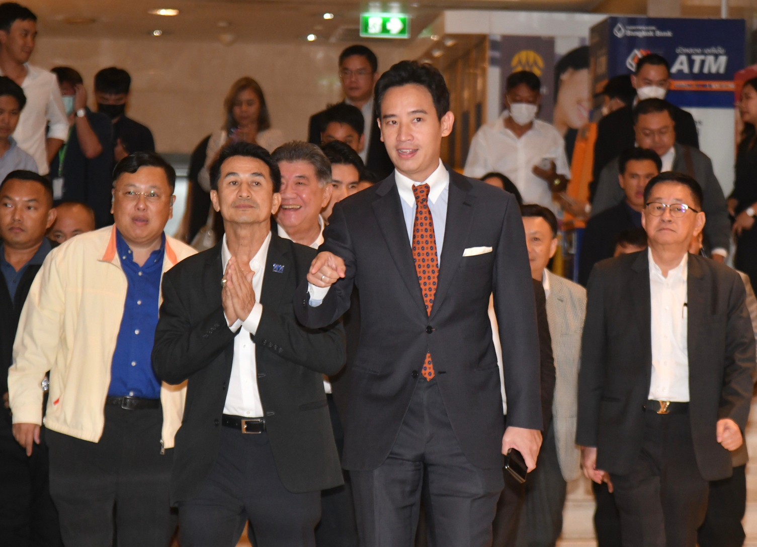 "เพื่อไทย" ยังไม่เคาะวันประชุม "8 พรรคร่วมฯ" คาดนัดก่อนวันโหวตนายกฯ 4 ส.ค.นี้