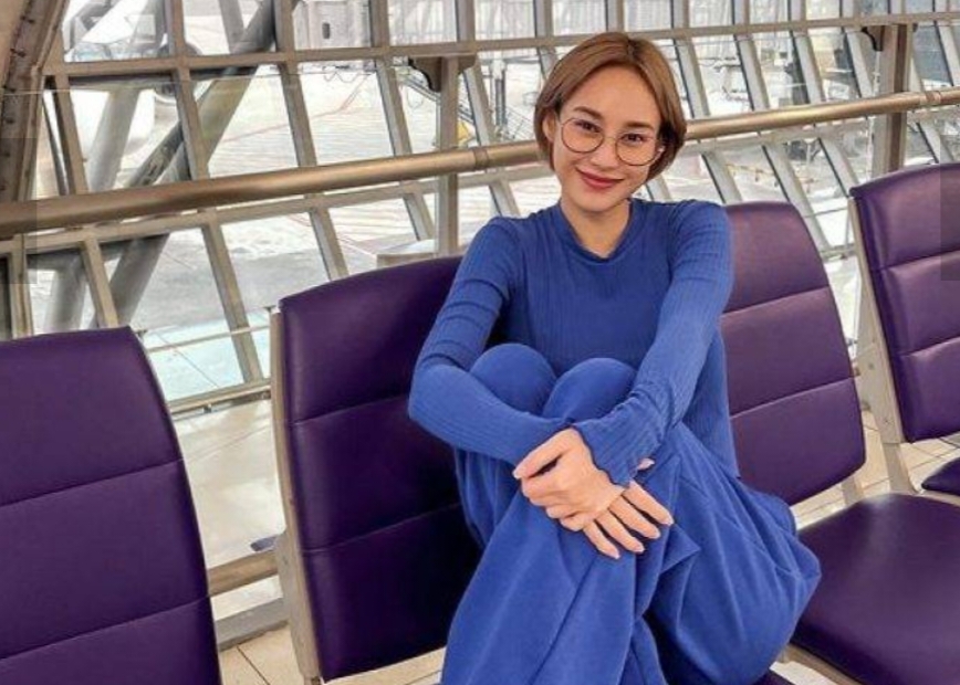 ใจหวิว! "นาว ทิสานาฏ" โบกมือลาไทยบินเรียนต่อต่างประเทศ