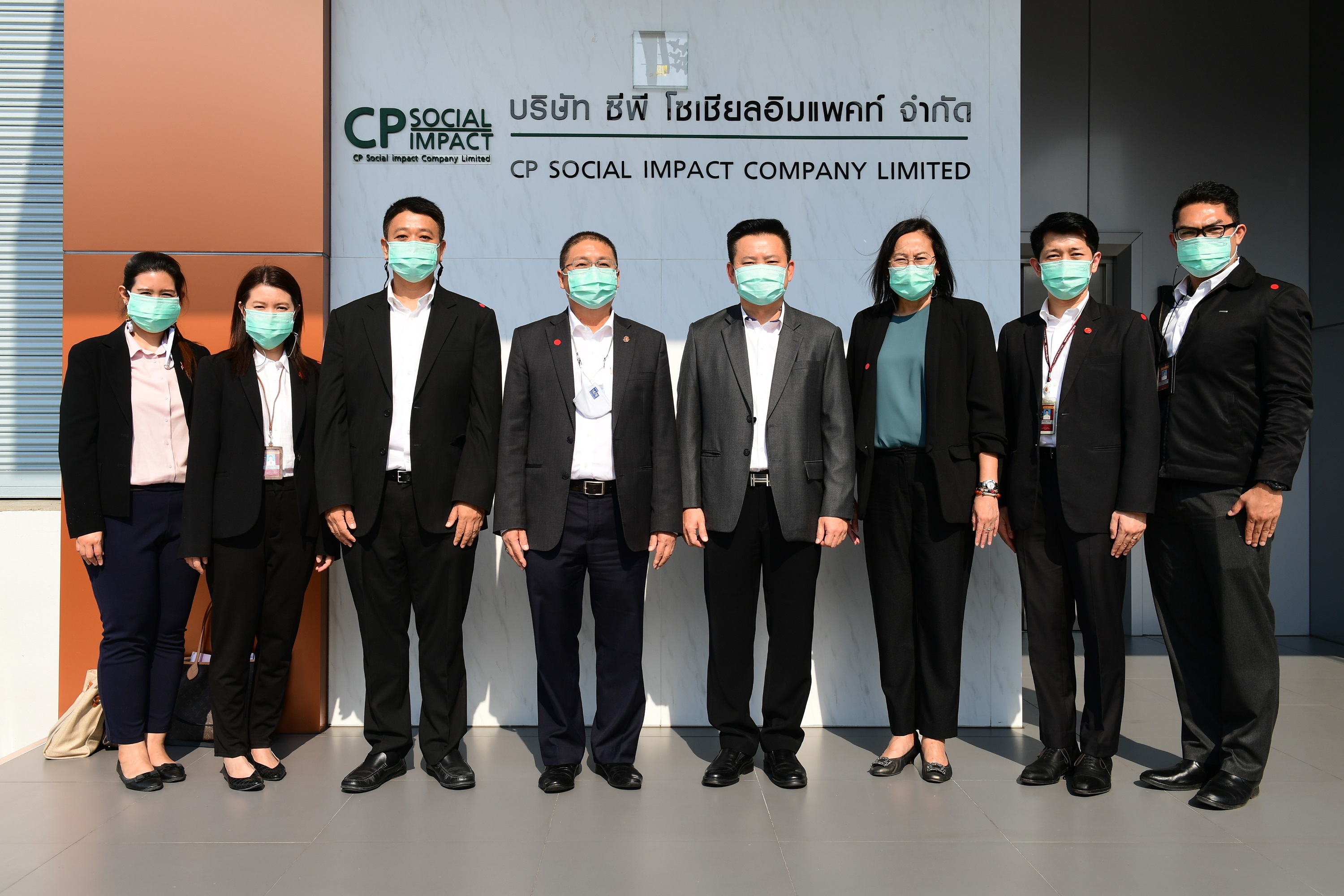 สำนักงานผู้ตรวจการแผ่นดินชมขั้นตอนผลิตโรงงานหน้ากากอนามัยซีพี-รพ.จุฬาลงกรณ์ ย้ำคุณภาพมาตรฐาน  