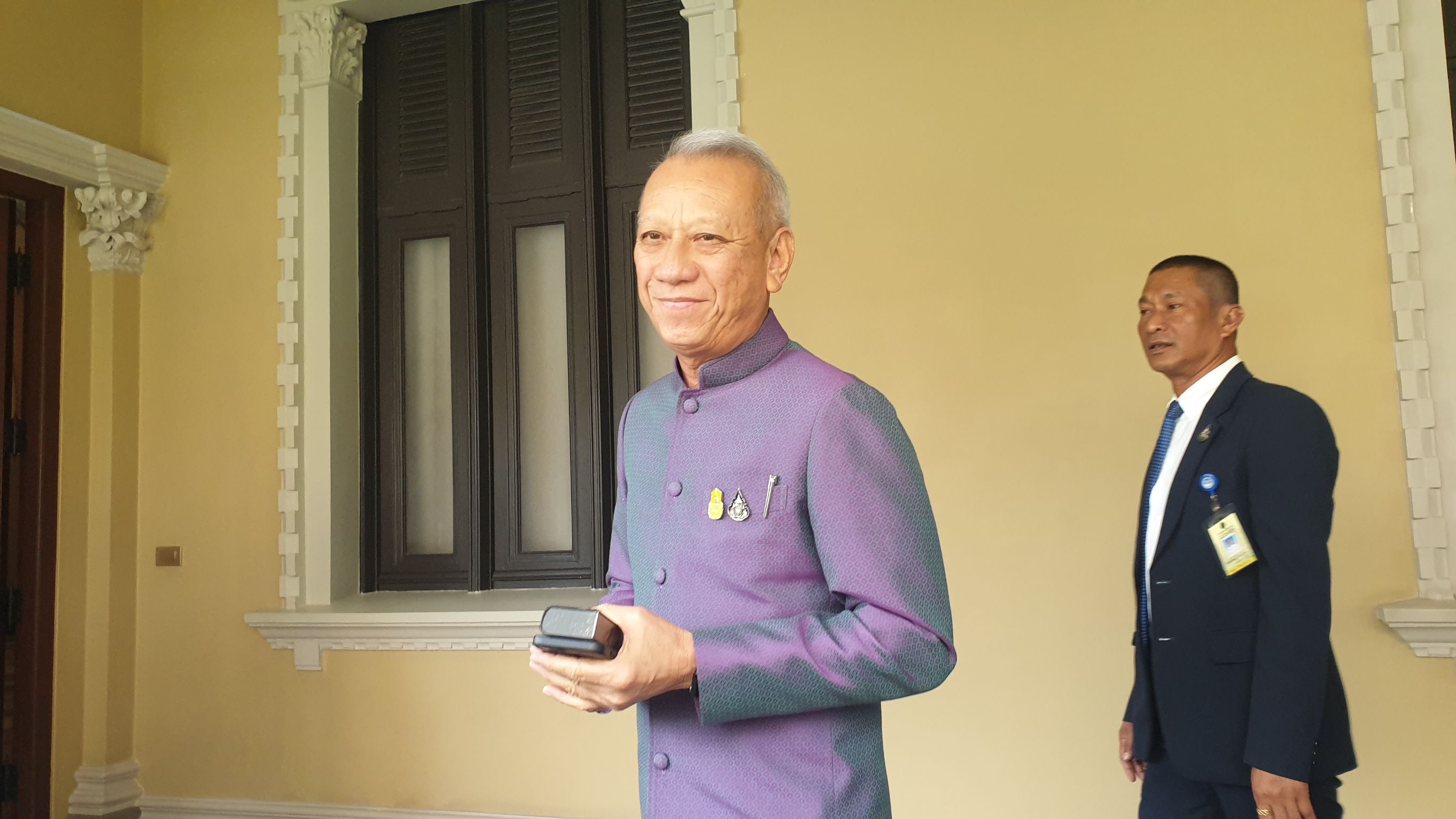 “พิพัฒน์” รับมีชื่อนั่ง “รมว.แรงงาน” พร้อมส่งตรวจสอบคุณสมบัติแล้ว