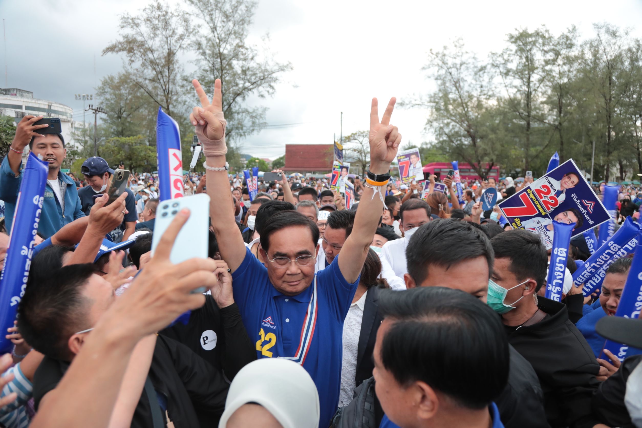 "ธนกร" ปลื้มกระแสตอบรับ "พี่ตู่" ภาคใต้พุ่งไม่หยุด มั่นใจ รทสช.กวาดเก้าอี้ส.ส. เป็นแกนนำตั้งรัฐบาลได้แน่นอน 