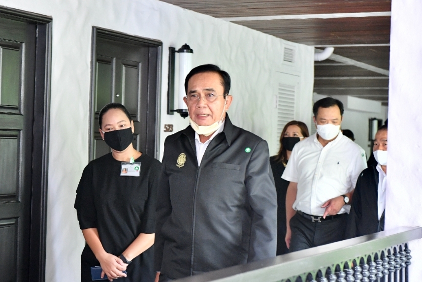 "นายกฯ"เผยเร่งหามาตรการดึงต่างชาติเข้ามาท่องเที่ยว  ย้ำบ้านเมืองสงบ ทำอะไรได้หมด