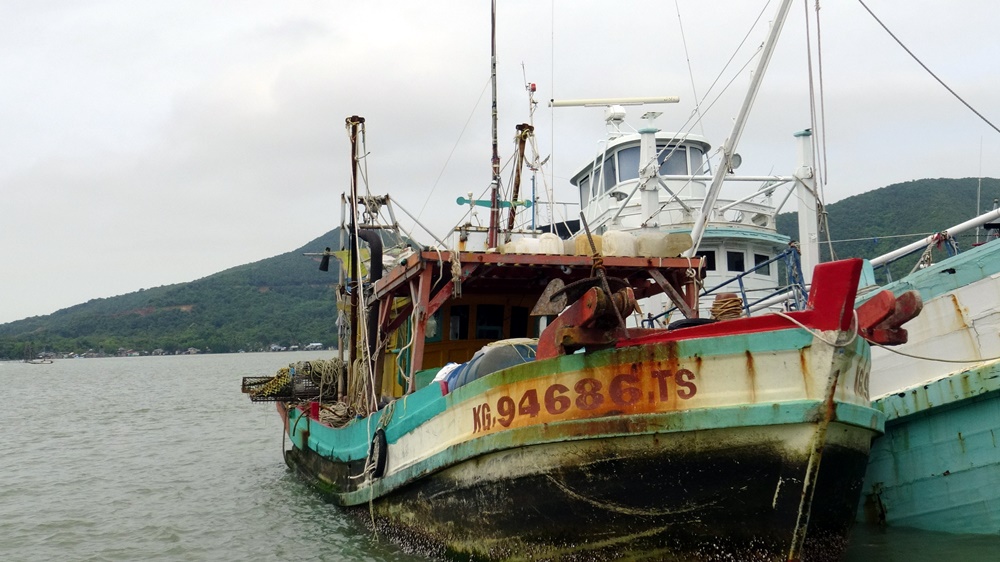 ตร.น้ำจับเรือประมงเวียดนาม พร้อมลูกเรือ 5 คน รุกล้ำน่านน้ำทะเลไทย