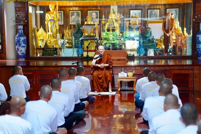สกลนครเดินหน้า “บ้านพักใจ” รุ่น 2 ใช้ธรรมะบำบัดฟื้นฟูผู้ป่วยยาเสพติด