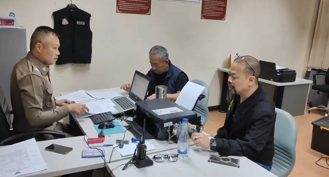 ผกก. สภ.เพ แจ้งความแอดมินเพจดัง ฐานหมิ่นประมาทและทำร้ายร่างกายในสถานที่ราชการ