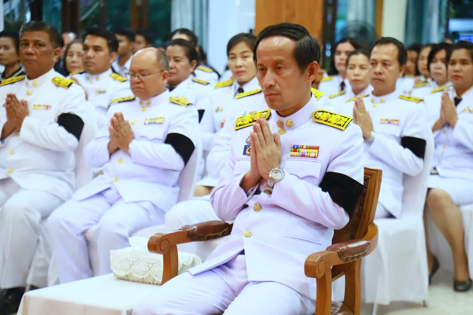 ตรัง ประกอบพิธีบำเพ็ญกุศลสวดพระอภิธรรม อุทิศถวายพระราชกุศล แด่สมเด็จพระพันปีหลวง 