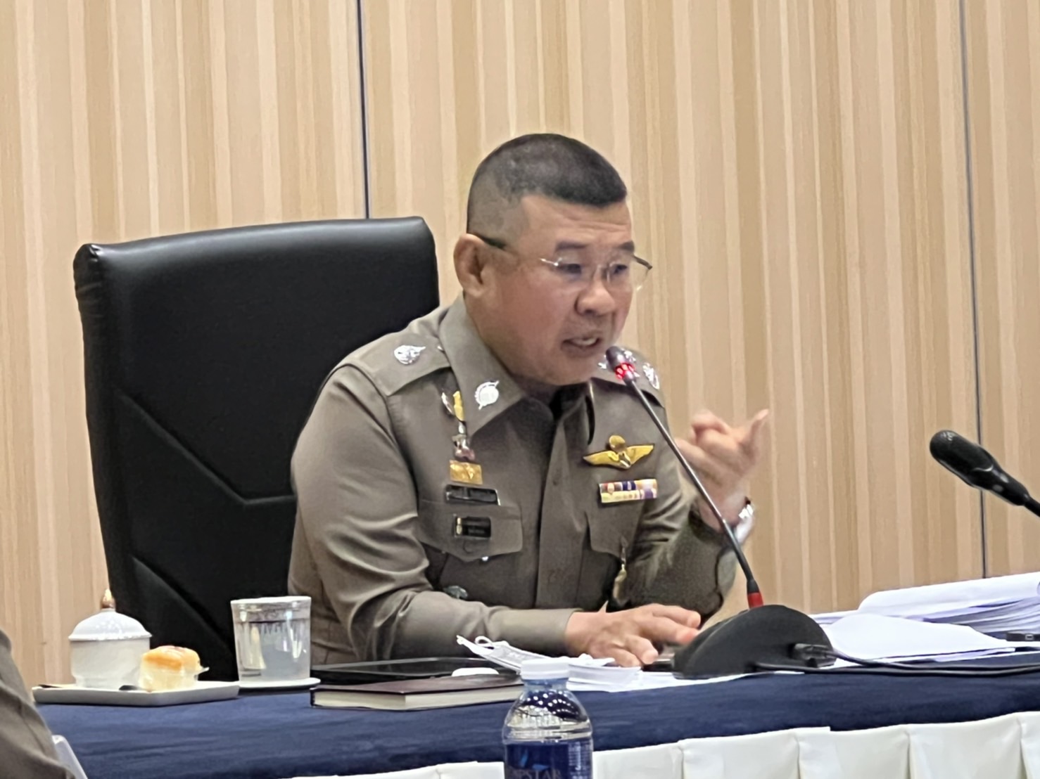 ผบ.ตร. สั่งตำรวจ 4,600 นาย เร่งช่วยเหลือประชาชน รับมือน้ำท่วมอ่างทอง-ชัยภูมิ-ศรีสะเกษ