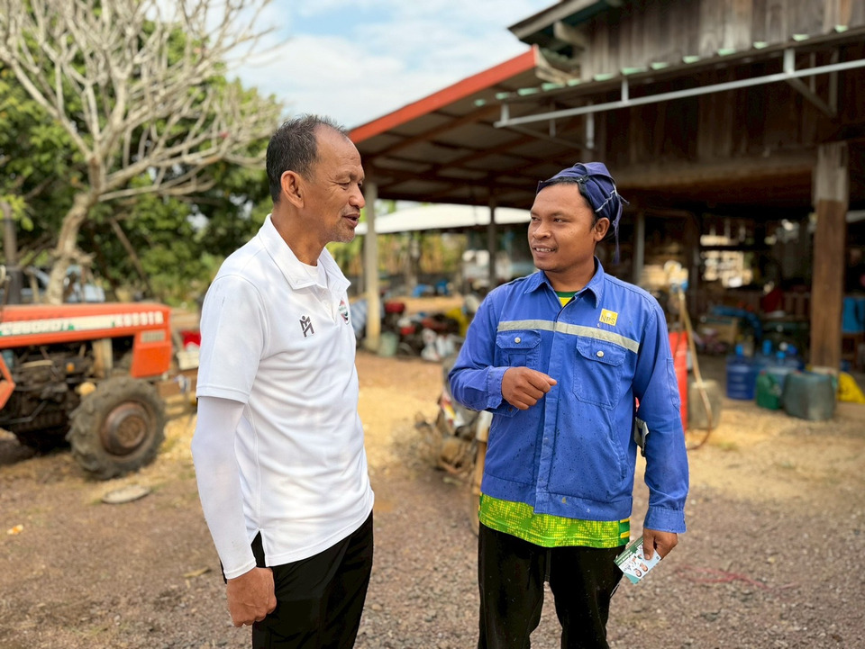 "พราหมณ์" เดินเคาะประตูบ้านลุยจันทบุรี! ประกาศรับปากตัดวงจร "หนี้ล้ง" สกัดปัญหานายทุนคุมราคา ชูนโยบายปุ๋ยคนละครึ่งช่วยชาวสวน