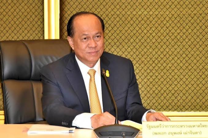 "บิ๊กป๊อก" เผย "บิ๊กป้อม" ห่วงปชช. สั่งบูรณาการดูแลน้ำท่วม ส่งทหารช่วยเต็มสูบ