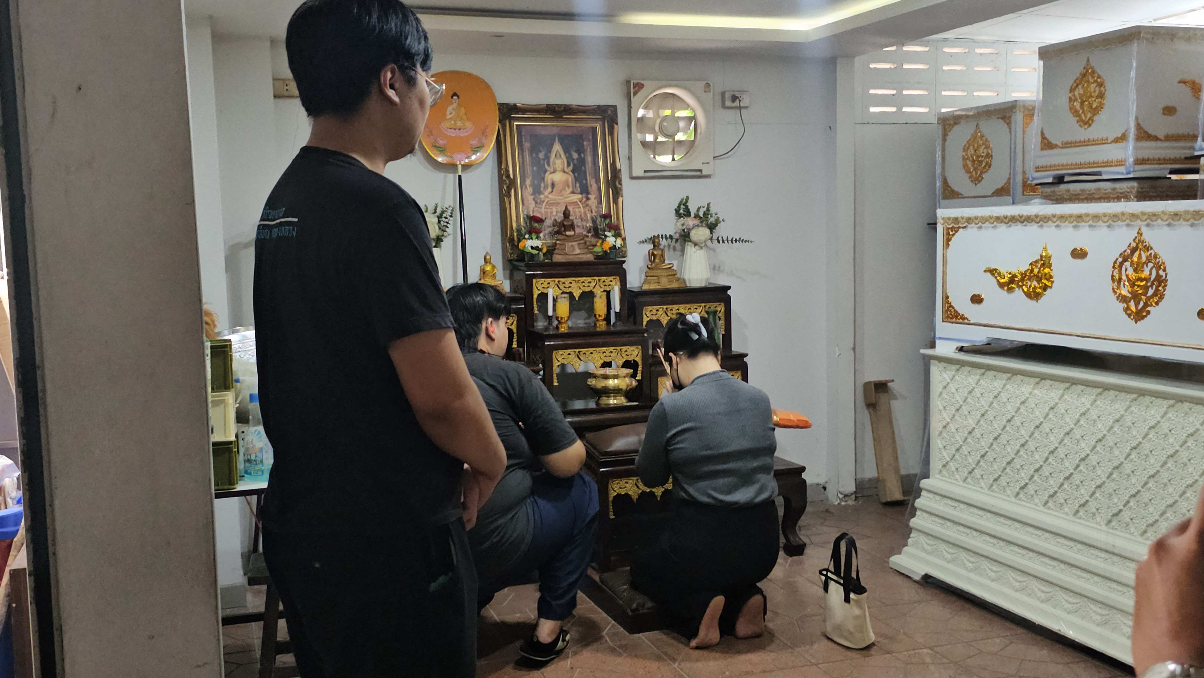ครอบครัว"อดีตแม่บ้านรัฐสภา"รับร่างกลับภูมิลำเนาหลังถูก"พลหทาร"แฟนหนุ่มอ้างบันดาลโทสะปมหึงหวงจ้วงแทงดับ