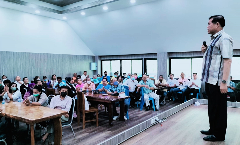 "นิพนธ์" ติวเข้มแกนนำ ปชป. เขต 2 เทศบาลนครหาดใหญ่ ยันนโยบายสร้างเงินภาคเกษตรทั้ง 8 นโยบาย