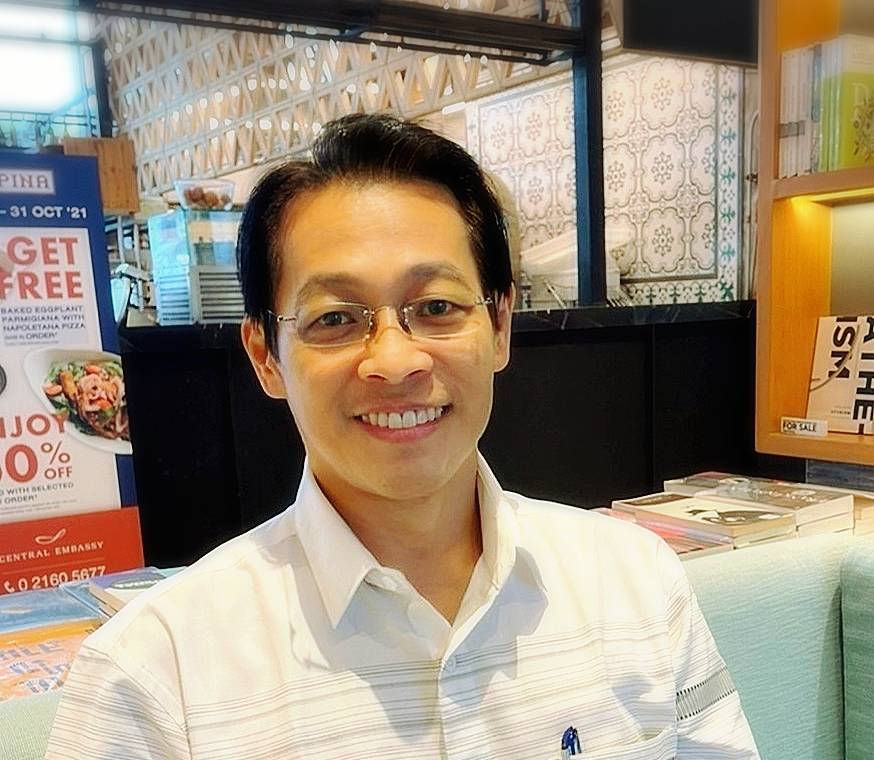 "สุชาติ" ชี้ 15 ปีที่ผ่านมา ประเทศไทยเสื่อมถอยลงมาก ต้องเปลี่ยน "ผู้นำ" ลดอำนาจรัฐ เพิ่มอำนาจประชาชน
