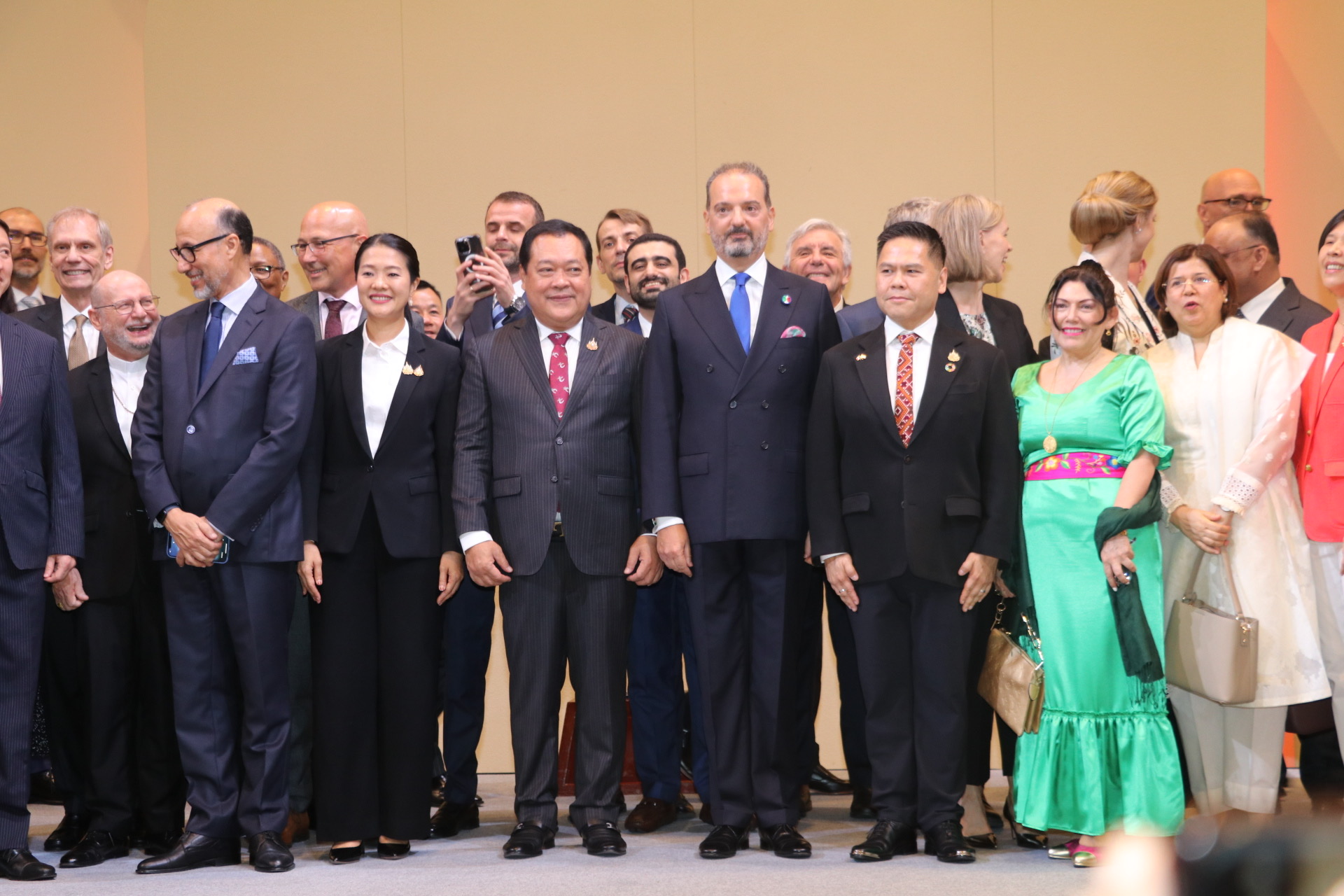"ทวี"  ร่วมงานฉลองวันชาติอิตาลี ปีที่ 79 กระชับความสัมพันธ์ไทย-อิตาลี 