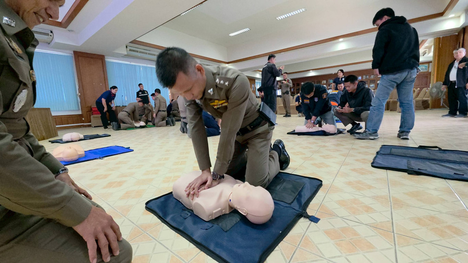 สภ.เพ จับมือ รพ.กรุงเทพระยอง อบรมตำรวจสังเกตอาการ Stroke ช่วยชีวิตประชาชน 