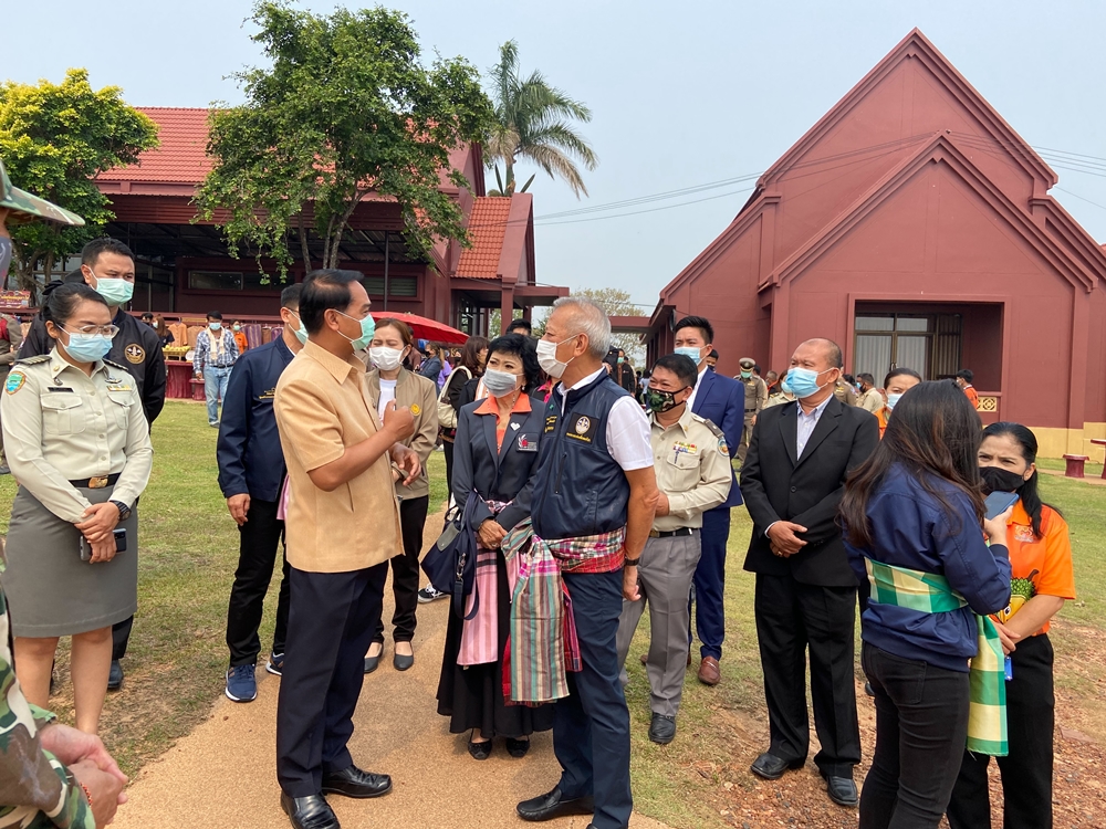 รมว.ท่องเที่ยวและกีฬา ลงพื้นที่ศรีสะเกษตรวจราชการผามออีแดง เยี่ยมสวนทุเรียนและชมการจัดงานเทศกาลดอกลำดวนบาน