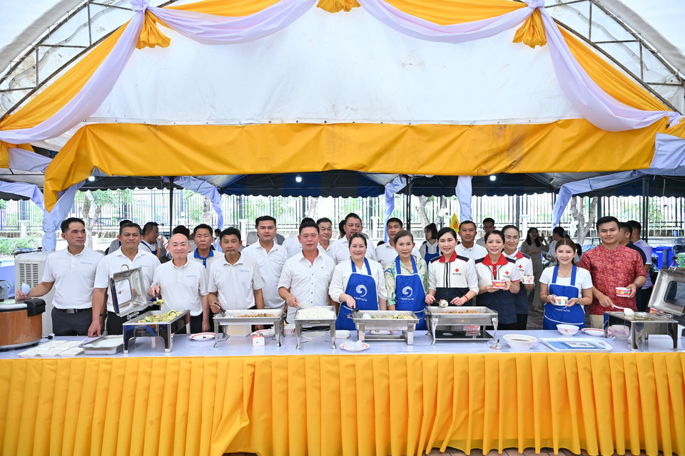 อบจ.นครปฐม เปิดงานกินเจ แจกฟรี 9 วันเต็ม! คาว-หวานครบ ถึง 29 ต.ค.นี้ 