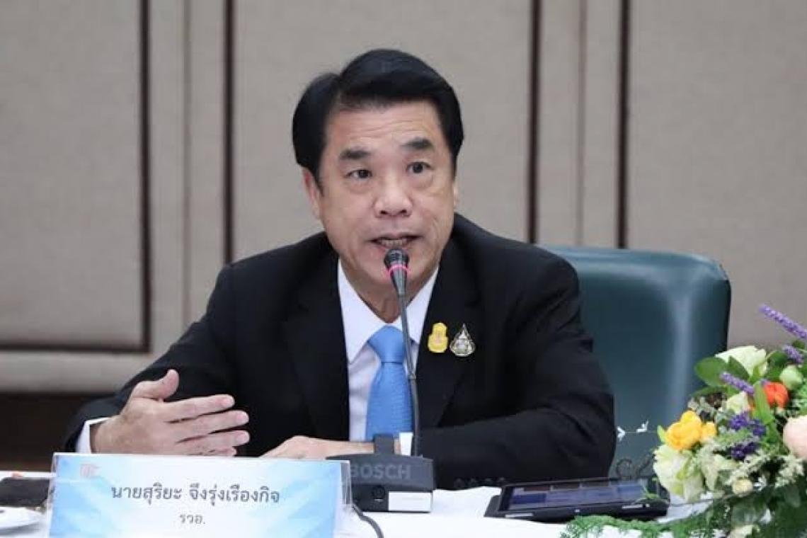 “รถเก่าแลกรถใหม่”ชัดเจนสัปดาห์หน้า ขณะที่อุตฯมอบของขวัญปีใหม่ผ่านเอาท์เล็ตสินค้าราคาถูก 