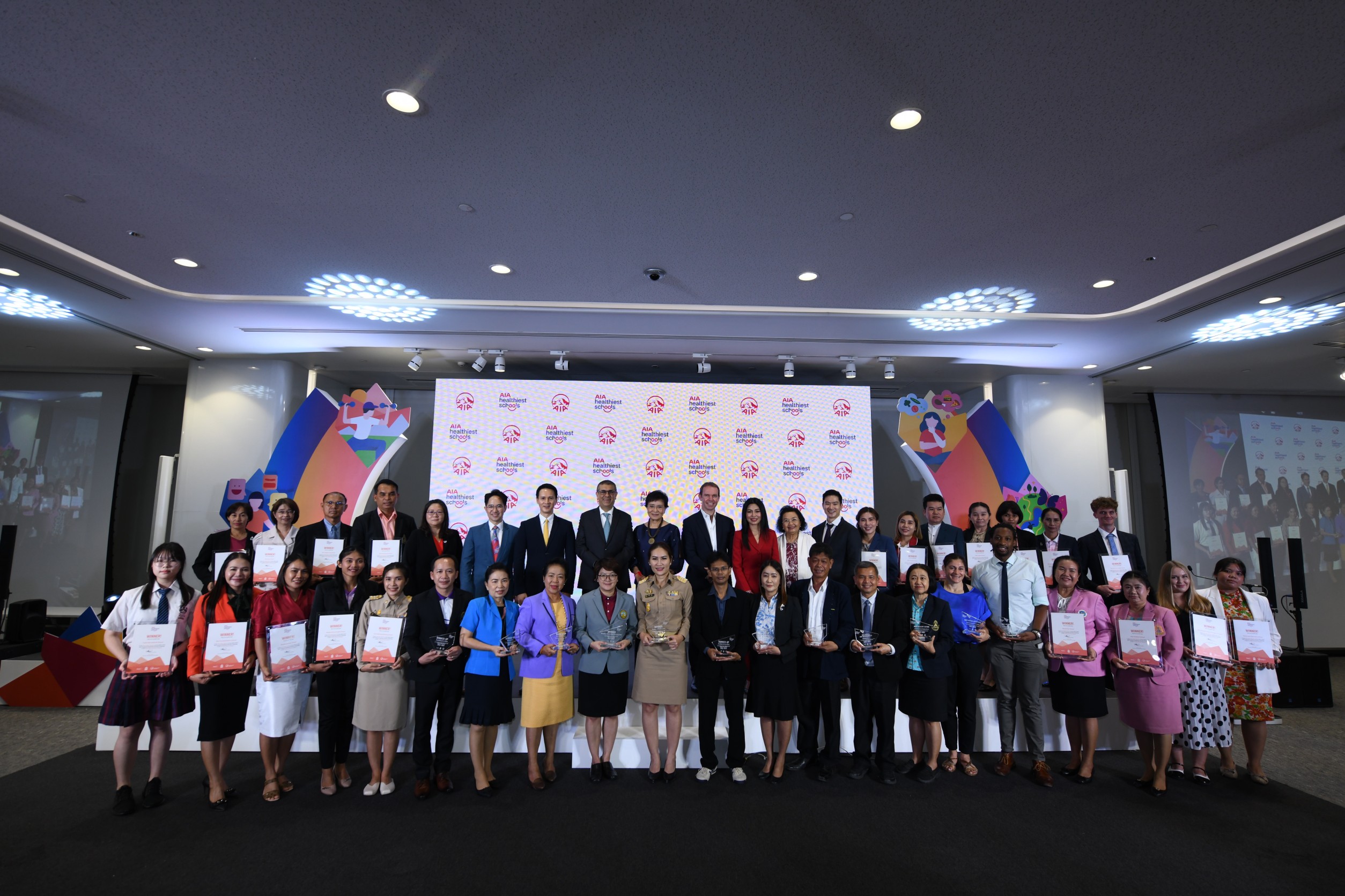 เอไอเอประเทศไทย จัดพิธีมอบรางวัล “สุดยอดโรงเรียนสุขภาพดี”เชิดชูโรงเรียนประถม-มัธยมฯที่โดดเด่นด้านการส่งเสริมสุขภาพของนร.