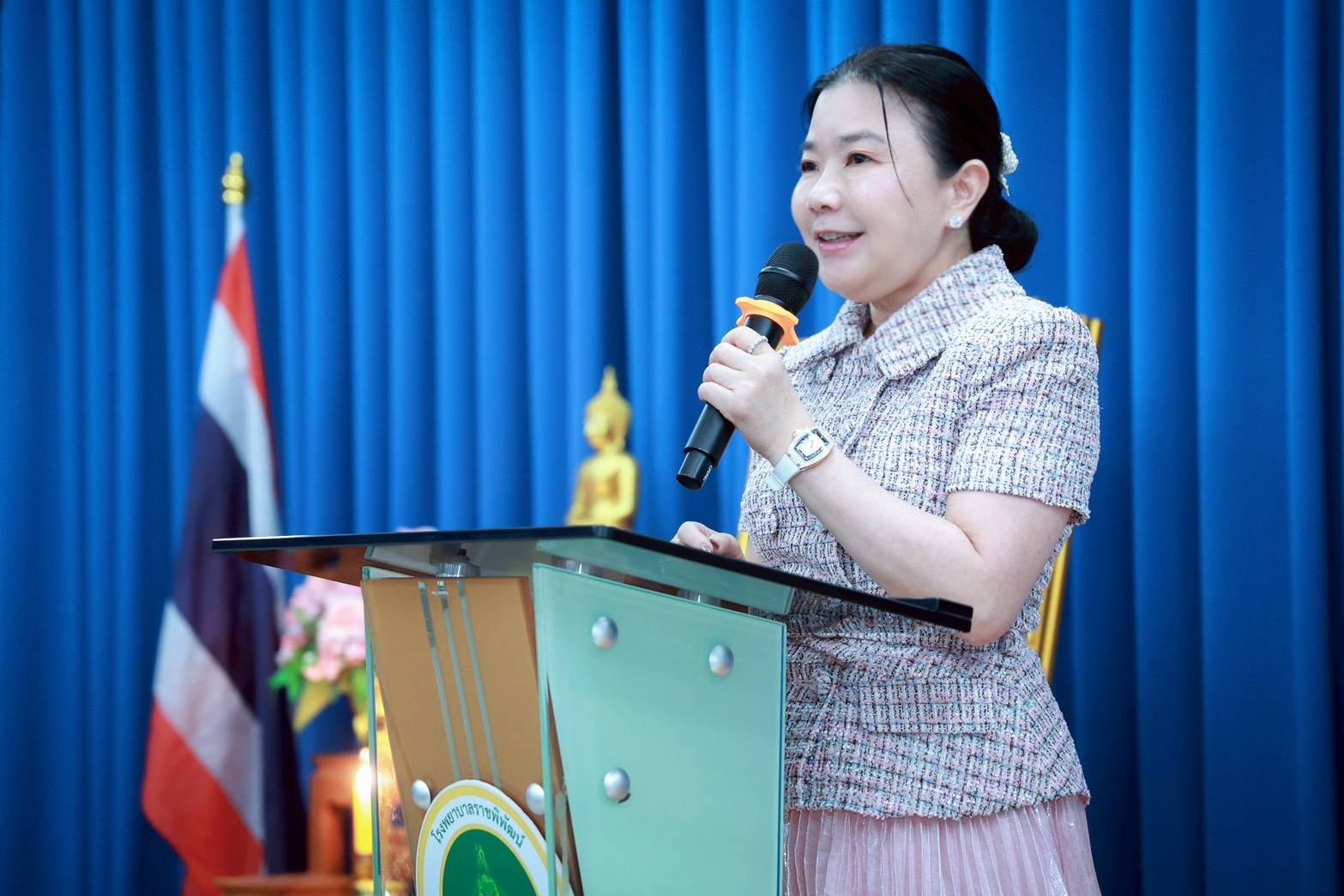 "ศ.ดร.บังอร" นำทีม ม.กรุงเทพธนบุรี มอบอุปกรณ์ทางการแพทย์-ทุนการศึกษา เสริมศักยภาพแพทย์รุ่นใหม่ "รพ.ราชพิพัฒน์"