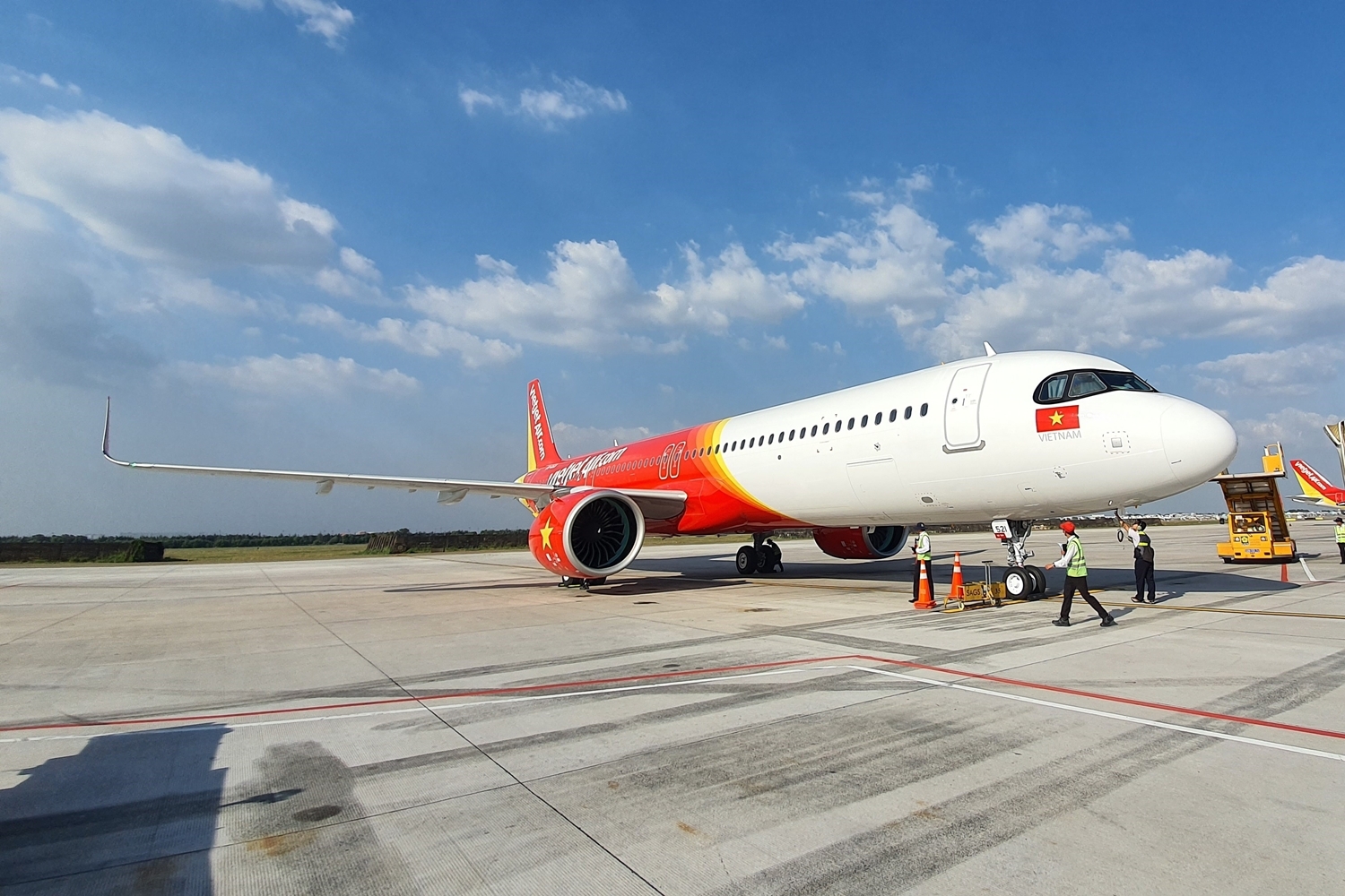เวียตเจ็ทรับมอบเครื่องบินแอร์บัสรุ่น A321neoACF  บริการช่วงเทศกาลตรุษจีน