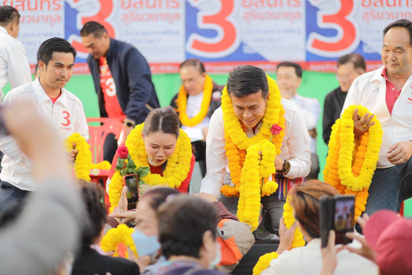 โค้งสุดท้ายศึกเลือกตั้งส.อบจ.'บอม กาฬสินธุ์'ปราศรัยใหญ่ขอคะแนนชาวเทศบาลเมือง