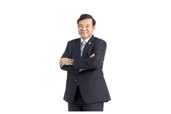 "โอสถสภา" ปรับผังคณะกรรมการบริษัท ตั้ง "สมประสงค์ บุญยะชัย" นั่งประธานกรรมการ 