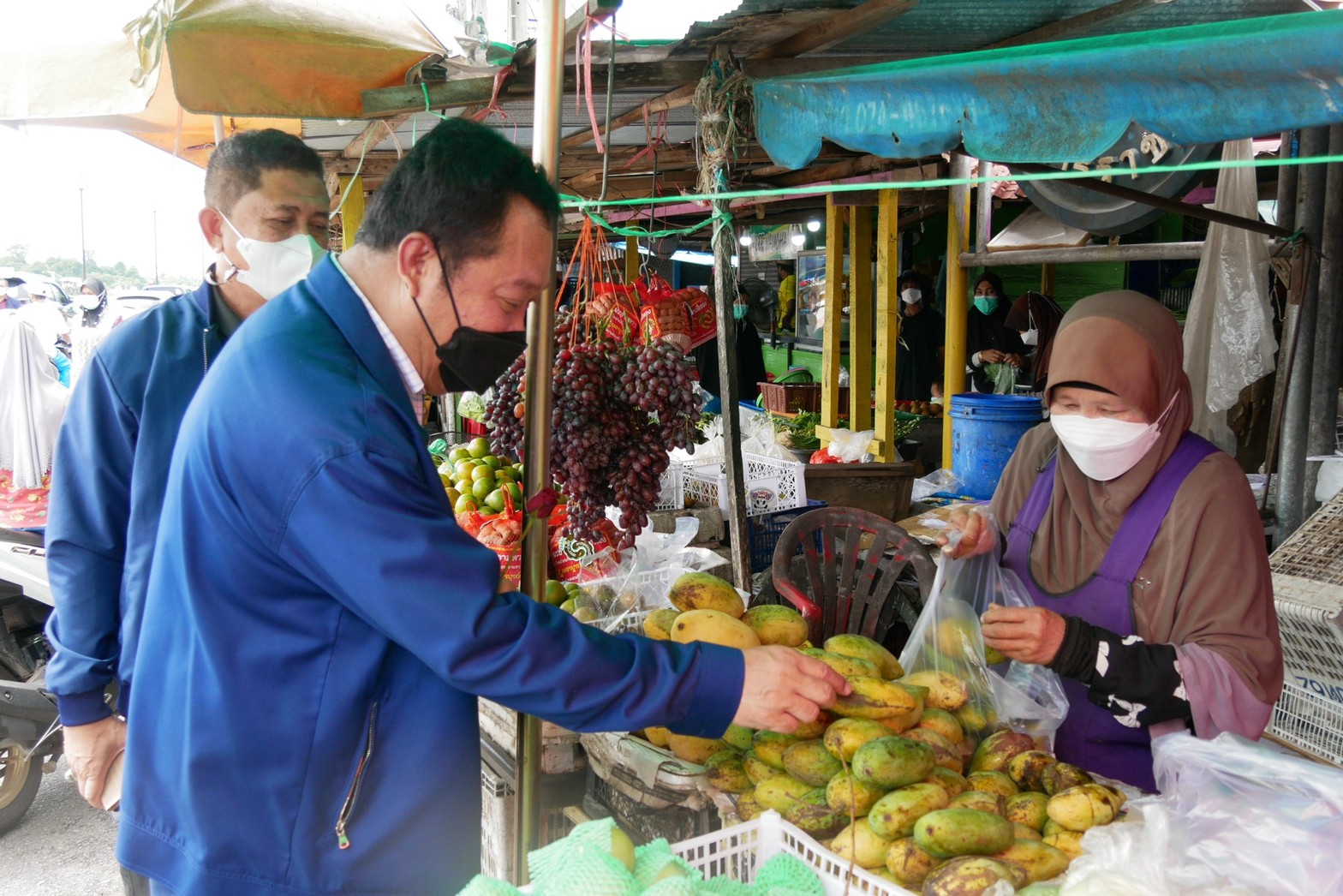 "ผู้ค้าตลาดชายแดนตากใบ" ร้อง "ส.ส.ประชาชาติ" ช่วยผลักดันเปิดชายแดนไทย-มาเลเซีย เผยเดือดร้อนหนัก