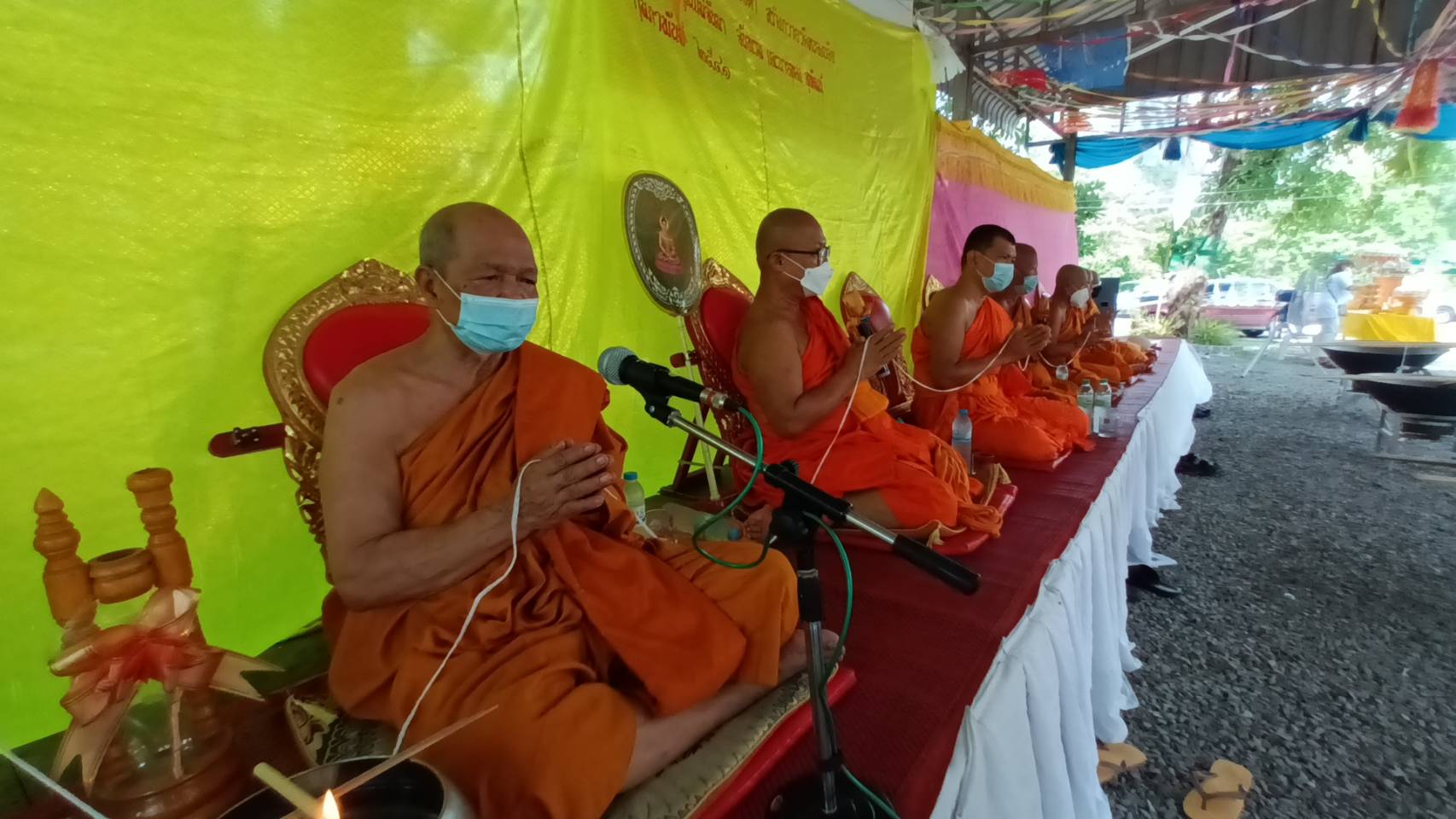 ร่วมกวนข้าวทิพย์ สืบสานประเพณีไทยโบราณ ในเทศกาลวิสาขบูชา