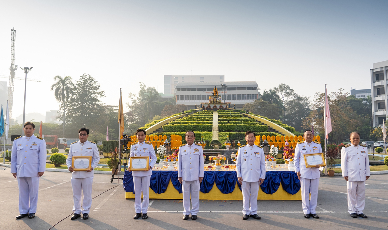 ม.รามฯมอบรางวัลอาจารย์ดีเด่น-ศิษย์เก่าดีเด่นในงานวันพ่อขุนฯ